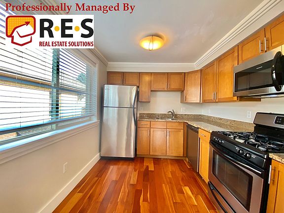 4th image of 1660 Steele St #302