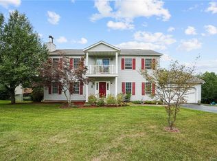 13 Laura Dr, Chester, NY 10918