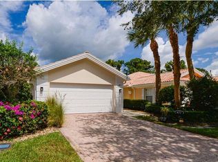 877 SW Balmoral Trce, Stuart, FL 34997