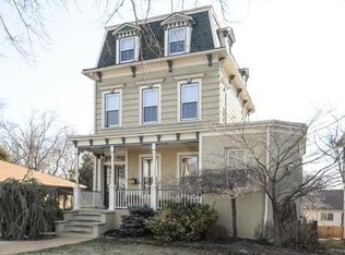 16 Homer Pl, Metuchen, NJ