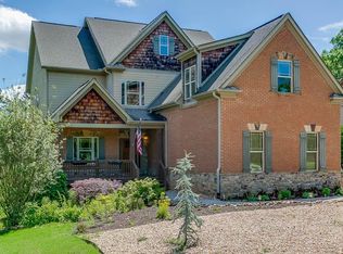 6233 Bell Dr, Flowery Branch, GA 30542