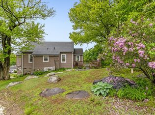 803 Oakwood Dr, Peekskill, NY 10566