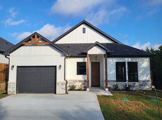 3410 Brazos River Dr, Granbury, TX 76048