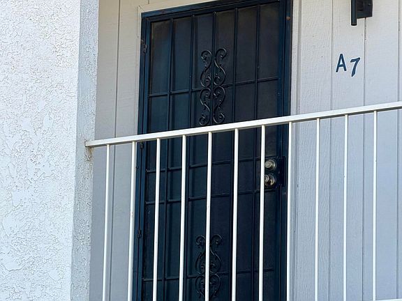 2nd image of 1720 Bahama Ave APT A-7