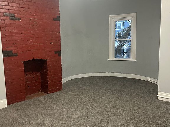 3rd image of 5491 Hays St APT 2