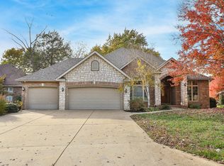 5055 S Old Oak Way, Springfield, MO 65810