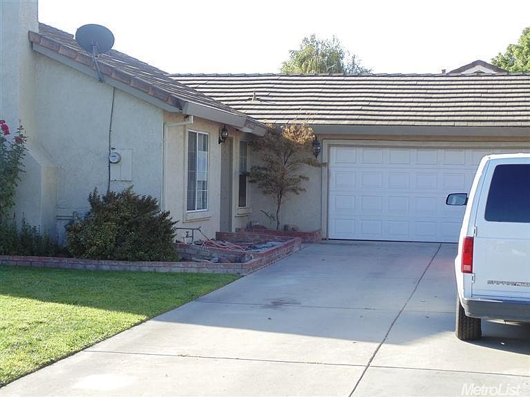 2nd image of 3536 Hallsboro Ct