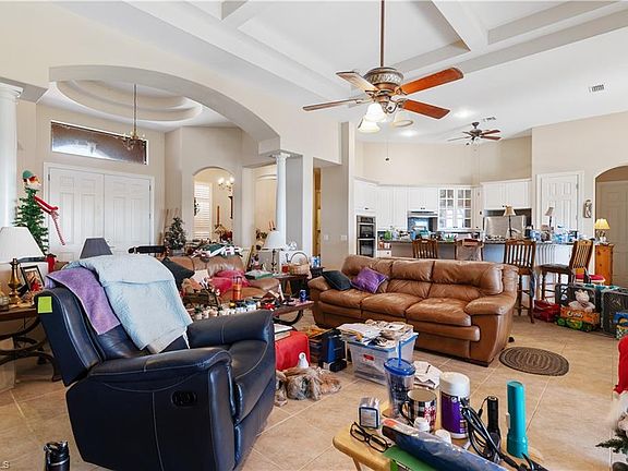 5th image of 10232 Avalon Lake CIR