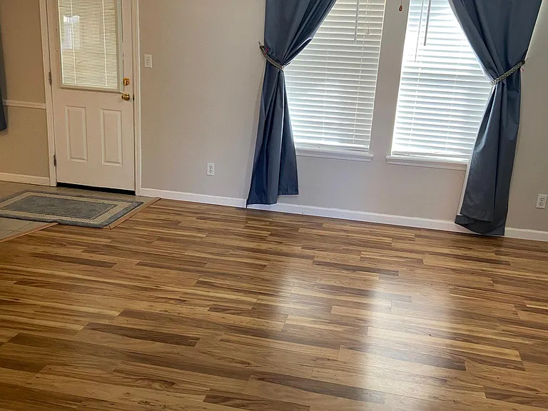 40 Grand Maple Dr — Photo 5
