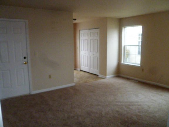 3rd image of 343 Main St