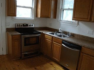 3rd image of 1566 Glendale St