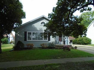 704 Wisconsin Ave, Mendota, IL 61342