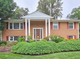 3720 King Arthur Rd, Annandale, VA 22003