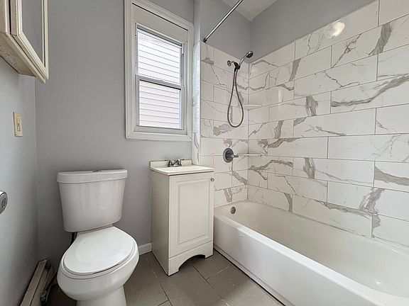 5th image of 164 Lexington Ave #2R