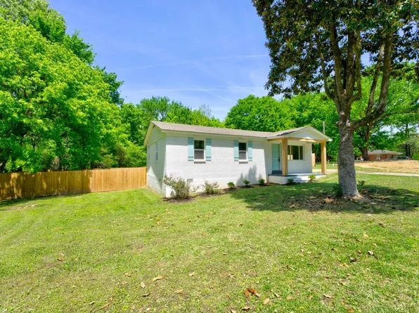 2550 Mosby Rd, Oakland, TN 38060