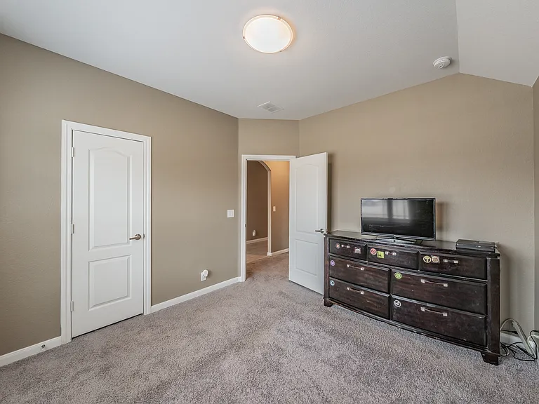 1116 Kingbird Ln — Photo 10