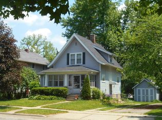 311 S Wing St, Northville, MI 48167