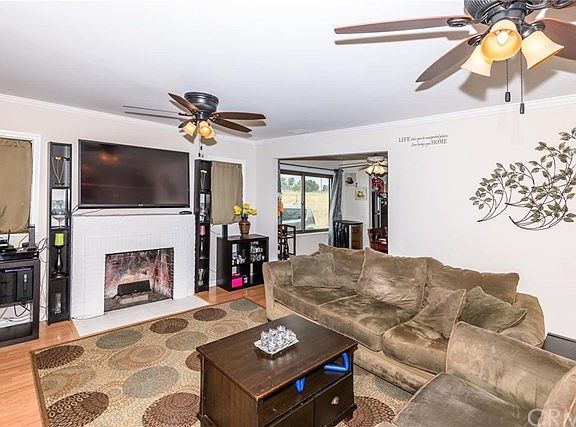 2nd image of 20412 Catalina St