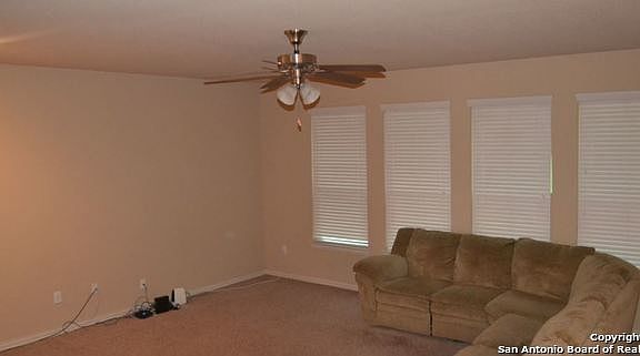 4th image of 503 Grove Bnd