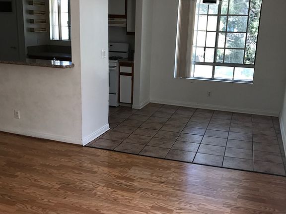 3rd image of 4653 Coldwater Canyon Ave APT 3