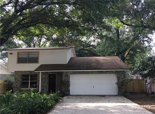 10218 N Oklawaha Ave, Tampa, FL 33617