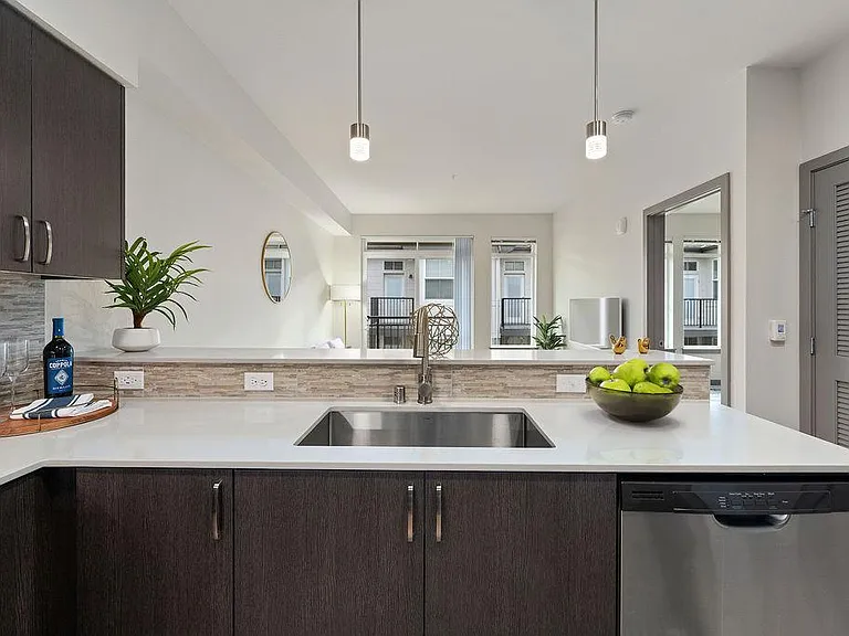 Edge Apartments — Photo 11