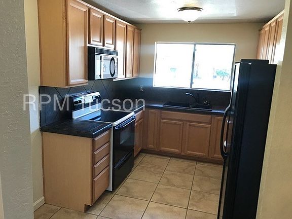 2nd image of 665 E Camino Alteza