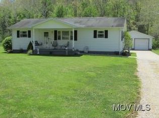 5012 Lee Creek Rd, Belleville, WV 26133