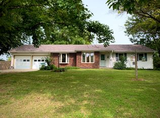 511 County Road 442, New Franklin, MO 65274