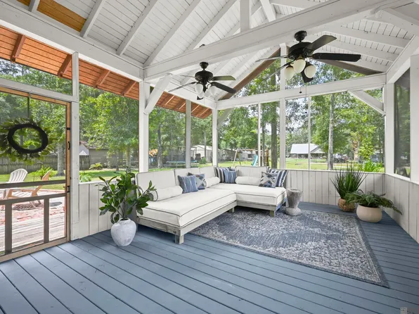 26657 Todd Dr, Denham Springs, LA 70726