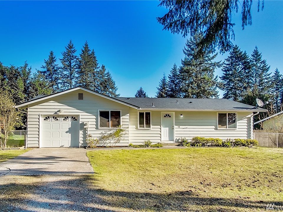 1st image of 2865 SE Calaveras St