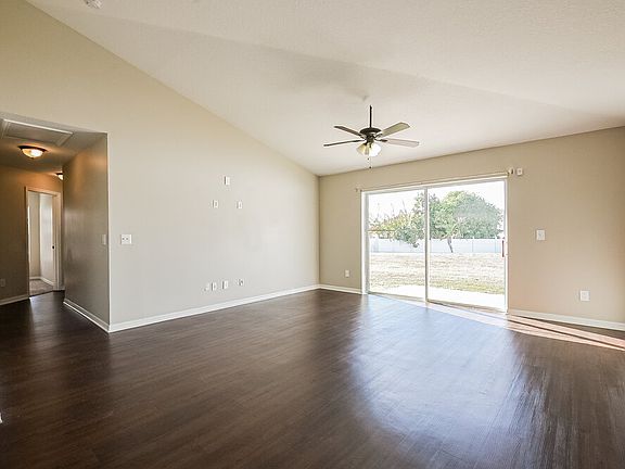 5th image of 2706 Eagle Canyon Dr S