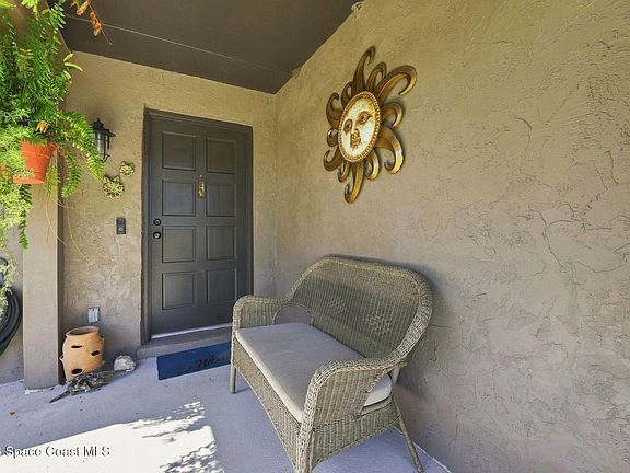 5th image of 175 Sea Breeze Cir