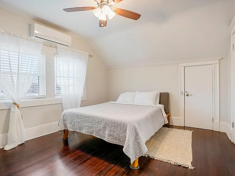 1484 Cherry St — Photo 14