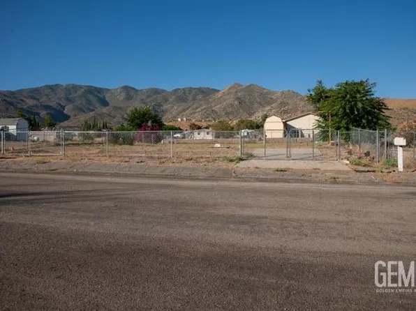 8504 Dawn Pl, Lake Isabella, CA 93240