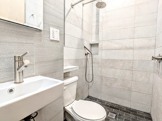 Rented by Citified Realty Group LLC | media 7