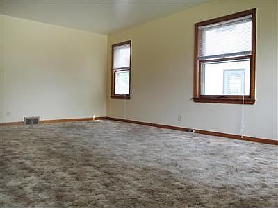 3rd image of 132 Shadyside Dr
