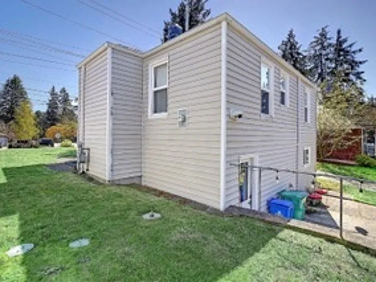 14555 8th Ave NE — Photo 20
