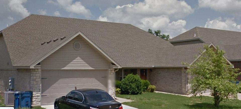 Duplex house with 3 bedrooms, 2 car garage. Will upload more pictures covering in-side the house.
