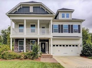 316 Golden View Dr, Waxhaw, NC 28173