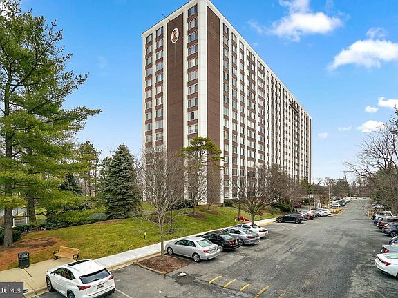 2nd image of 11801 Rockville Pik #513