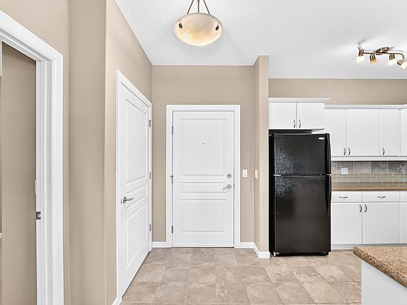 4th image of 160 Magrath Rd NW #436