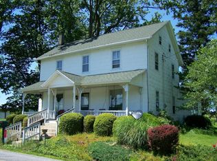 31 Larock Rd, Sugarloaf, PA 18249