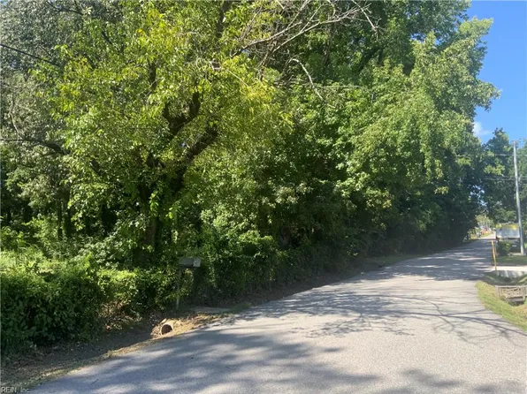 41 W Little Back River Rd, Hampton, VA 23669