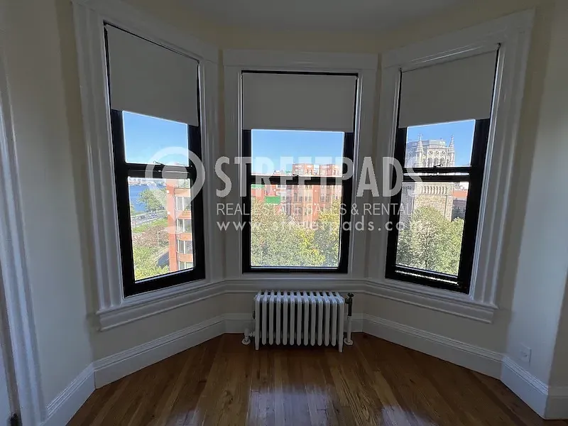 2 bed, 9999 sqft, $3,400 — Photo 3
