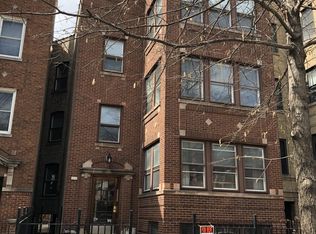 3532 N Bosworth Ave #3, Chicago, IL 60657