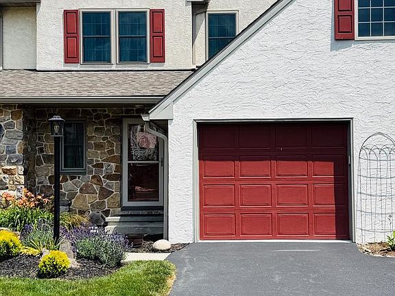 2nd image of 48 Saddler Dr