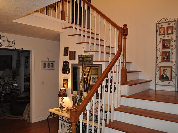 Entry way