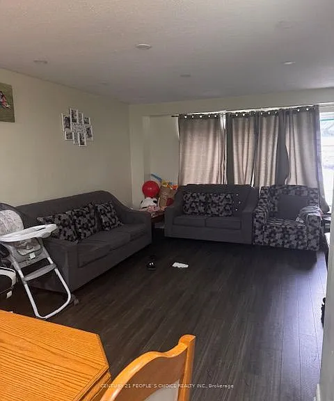 3038 Coral Dr #UPPER — Photo 3