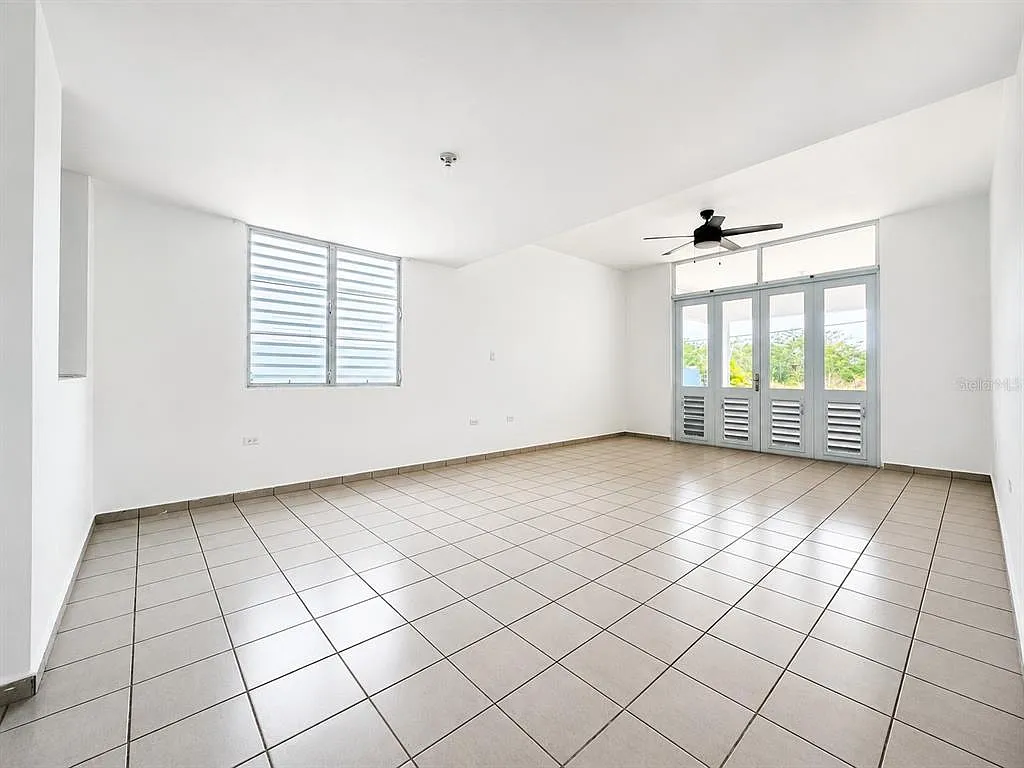 3 bed, 3.0 bath, 1200 sqft, $1,750 — Photo 4